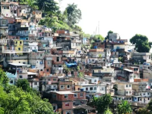 rio favela jpg