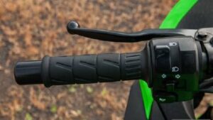 Kawasaki Ninja 300 Exterior 44302