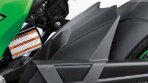 Kawasaki Z800 Wheels tyres 5495