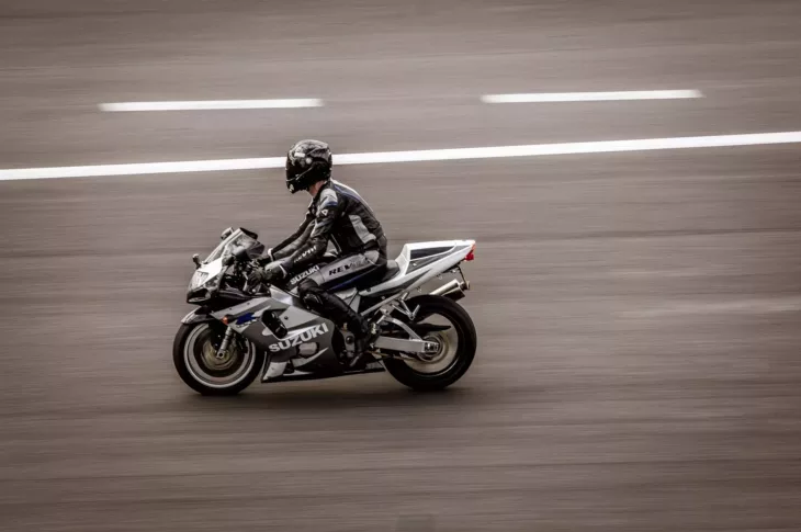 motorcycle racing jpg webp
