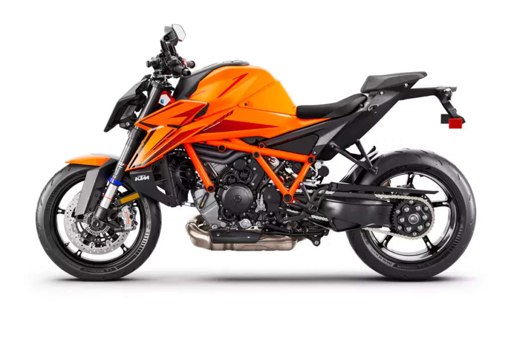 563264 MY24 KTM 1390 SUPER DUKE R EVO ORANGE US 90 Left Studio USA 1200x800 1